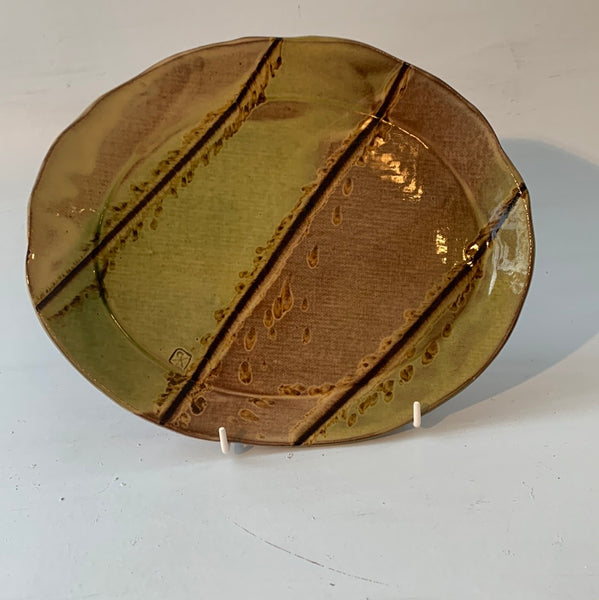 Serving oval plate